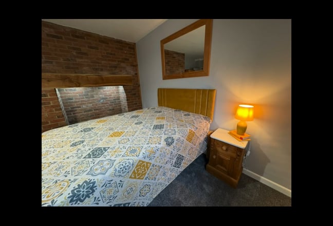 Video 1: double bed for single occupancy