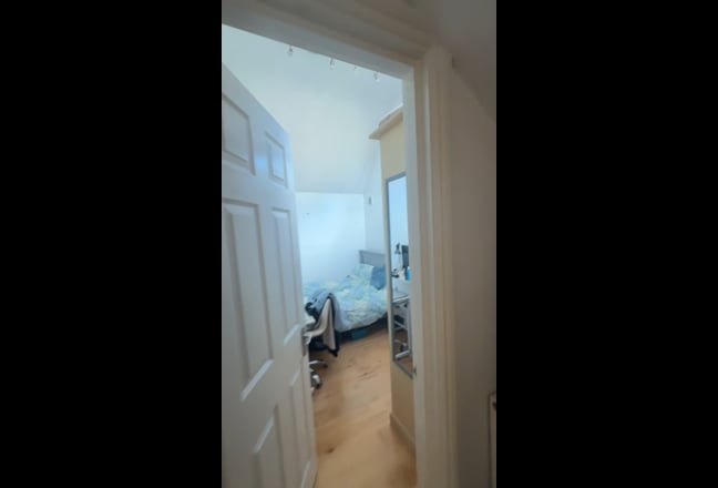 Double Room – Balham Main Photo