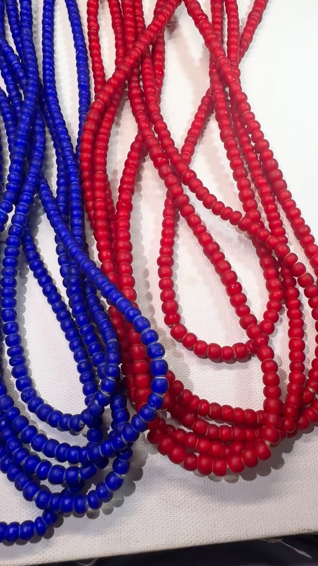 アンティークホワイトハート｜AKASHIC TREE