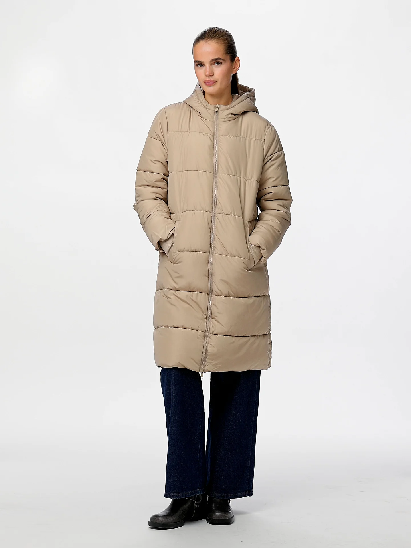 PCBEE LONG PADDED JACKET | Brown | PIECES® UK