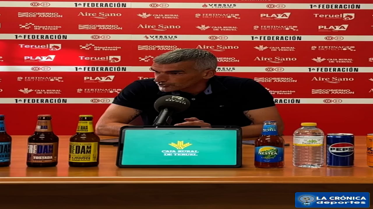 VICENTE PARRAS (Entrenador Teruel) CD Teruel 0-0 Betis Deportivo / J1 - 1ªRFEF G2 / Fuente: CD Teruel