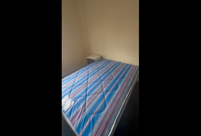 Large Rooms Available in Nottingham (NG3) Main Photo