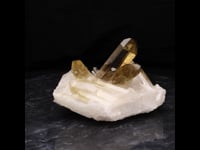 80527 - Quartz