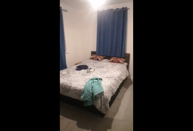 Double bedroom available for rent Main Photo