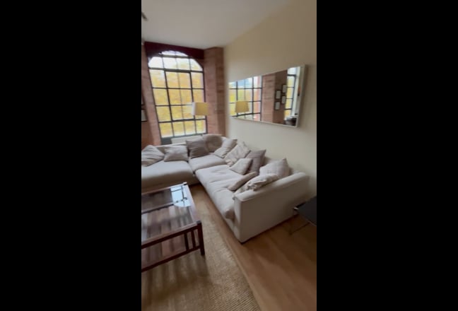 Double Room Available  Main Photo