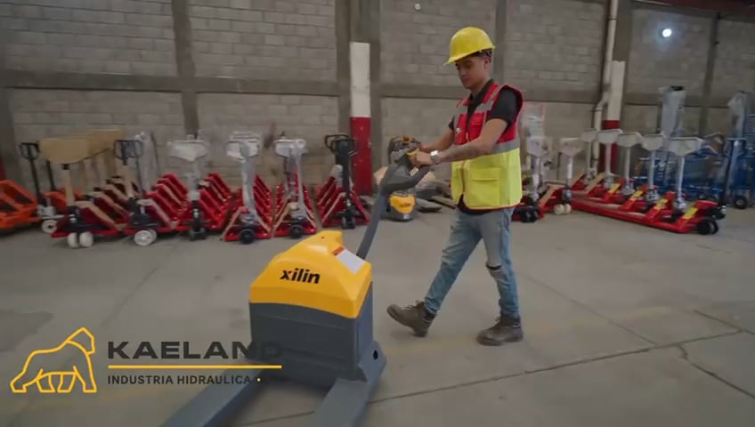 https://i.vimeocdn.com/video/2054099720-8ca1128da16807b5bea4e983958f335e503587a5ecfff6a9fc590b1cfe3ae3c3-d