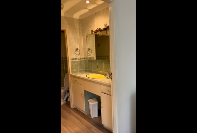 Double Room En Suite in Town Centre Main Photo