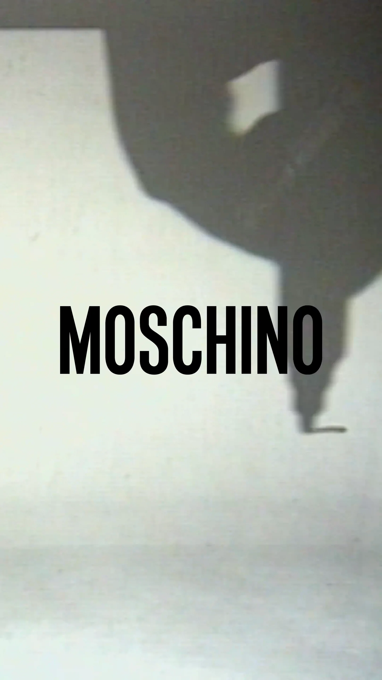 Moschino JP | オンラインブティック：ラグジュアリーな
