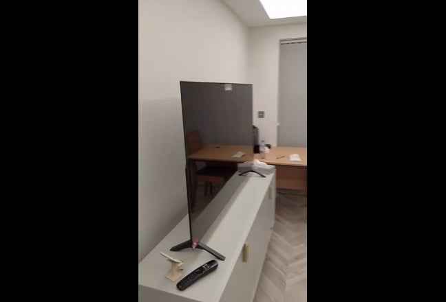 ***double room Available (furnished)*** Main Photo