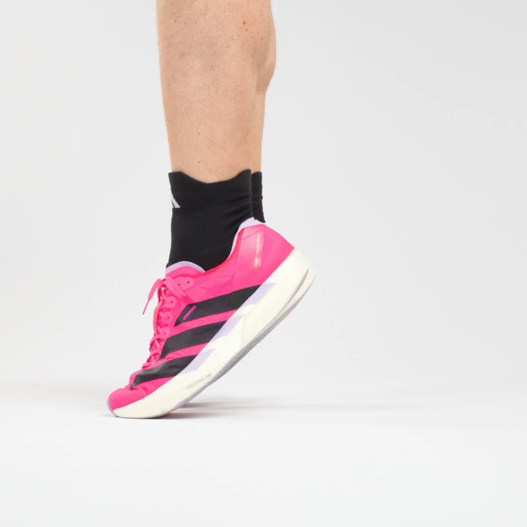 あかみこ あかみこ adidas ZX 22 Boost Shoes | Pink | Women's – stripe