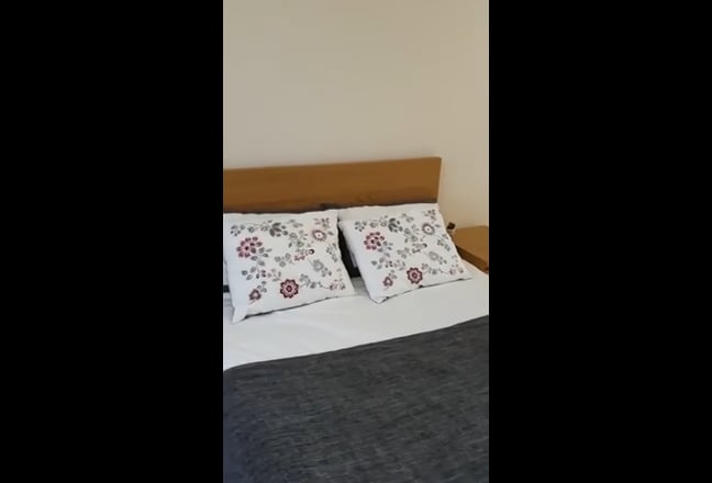 Extra Large Double en suite room. Main Photo