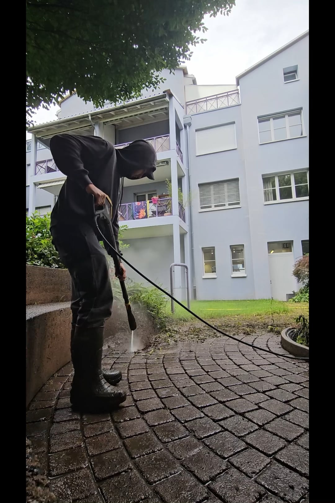 https://i.vimeocdn.com/video/2054470142-b85bf1ae9cc3559d0eaebe45cacc83d405fa018642e7e50559d10affb8e63d4a-d