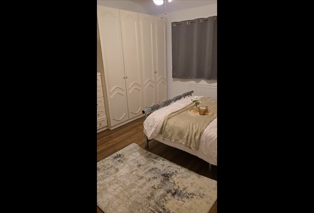 Video 1: Double Room