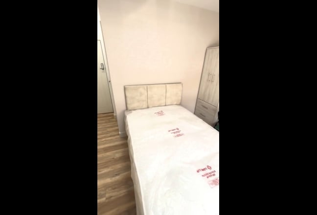 Video 1: Large En-Suite Room