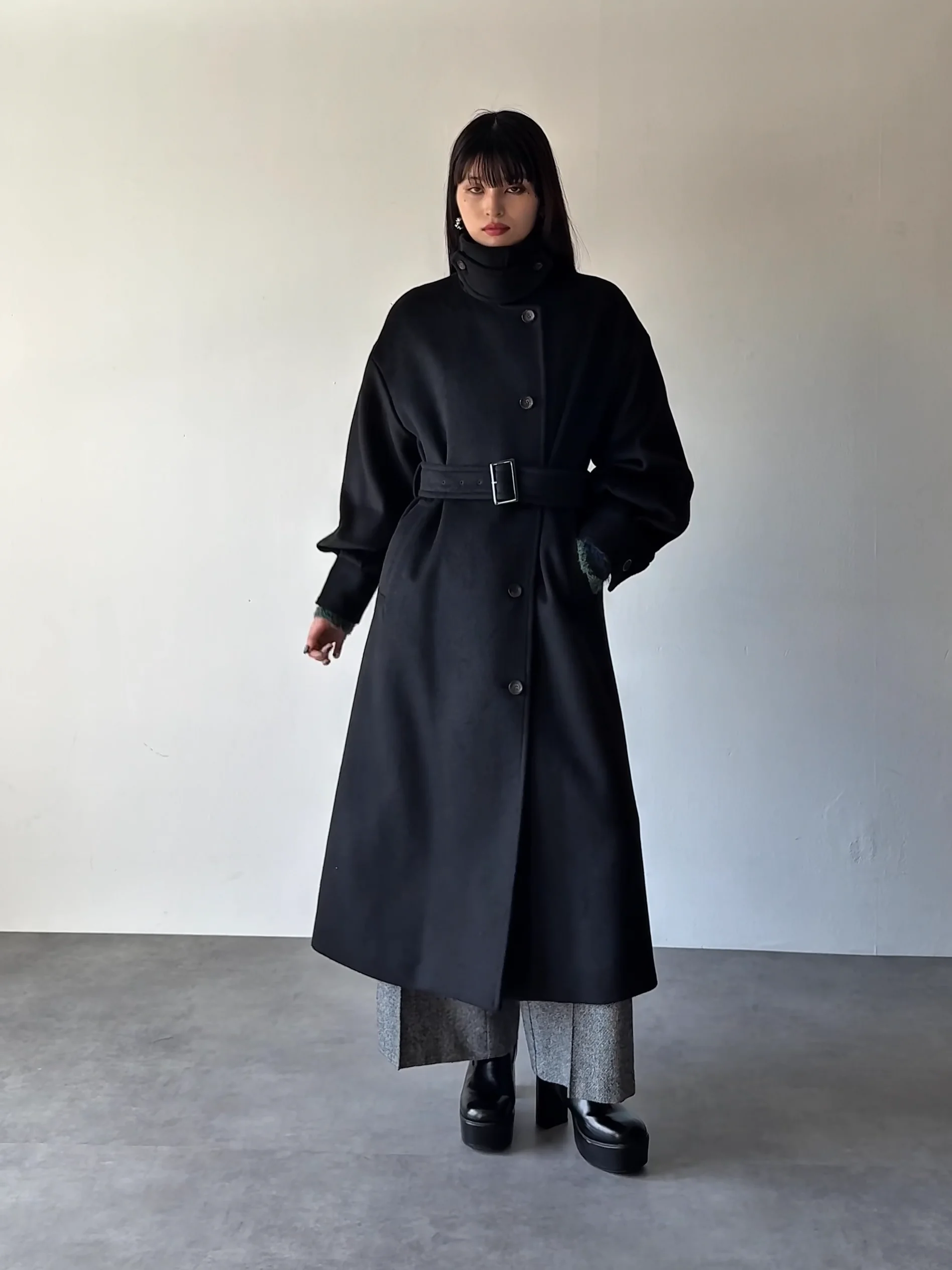 スタンドネックダブルカラーコート｜ムルーア（MURUA）公式通販