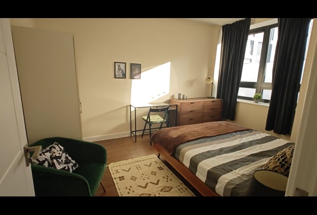🔥 Hot Deal in E14: Spacious Room from Oct! 🔥 Main Photo