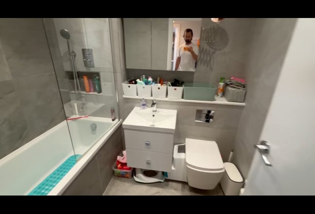 Furnished flat share in modern 2 bed flat Main Photo