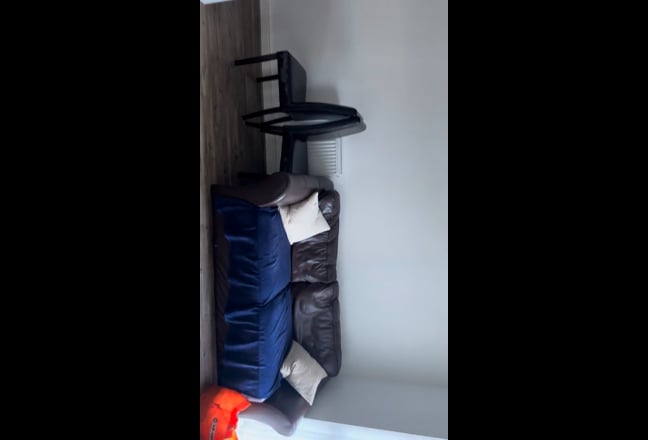  Available Now: 1  En Suite room Main Photo