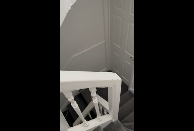 Amazing double en-suite room near Lidl  Main Photo