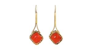 C. 1970 Vintage Orange Coral Drop Earrings in 14kt Yellow Gold