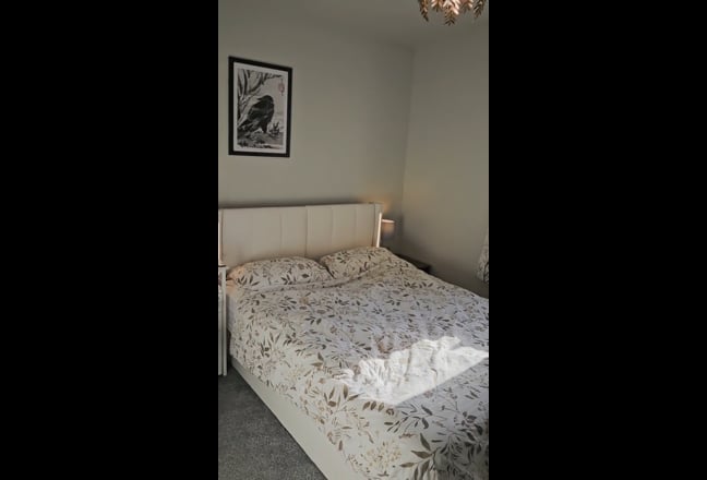 Penthouse Double Ensuite🌟3mins🚶‍♂️🚅 15minsZone1 Main Photo