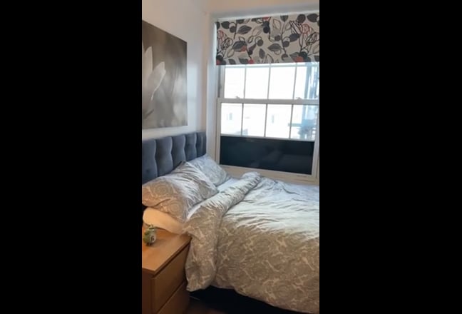 Double room 15 minute walk from Clapham Main Photo