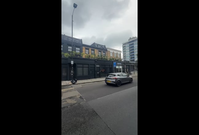 New!! ☀️ Deluxe One-Bed Flat in King's Cross ☀️ Main Photo