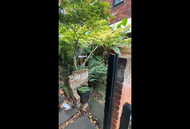 Lavish 2-Bedr Duplex with Private Garden – Pimlico Main Photo