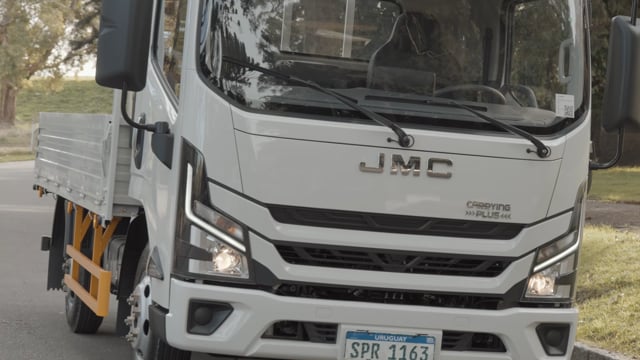 JMC — Camiones con oficio