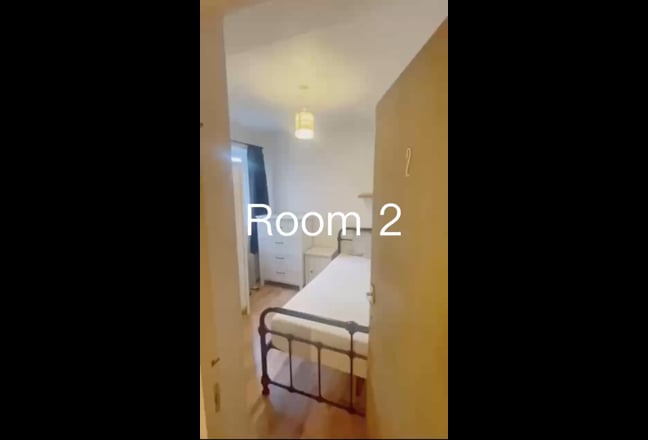 1 double room Canada Water w/parking [54] Main Photo