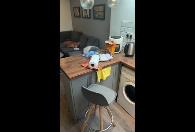 Video 1: Room 1