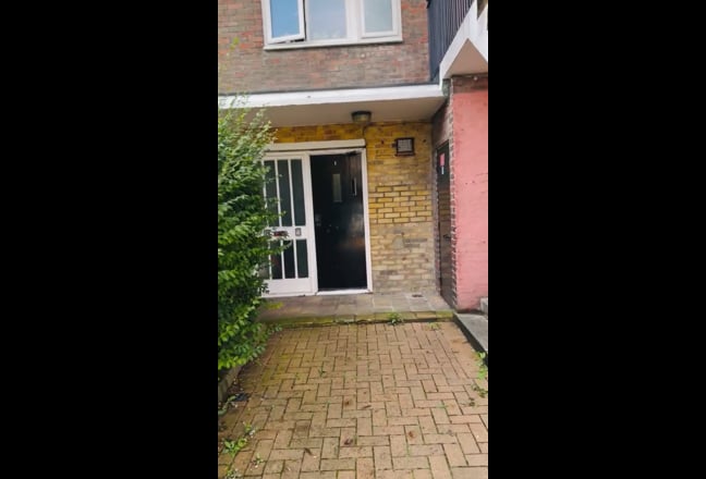 Stylish Flatshare in Battersea/ SW8 - easy access  Main Photo