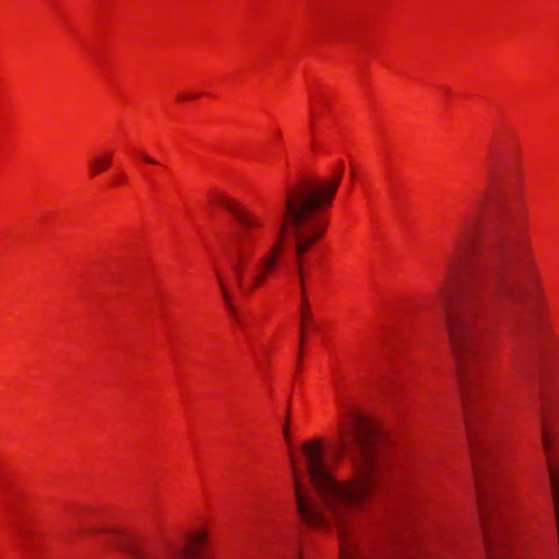 Vidéo: Jersey viscose & élasthanne - Rouge
