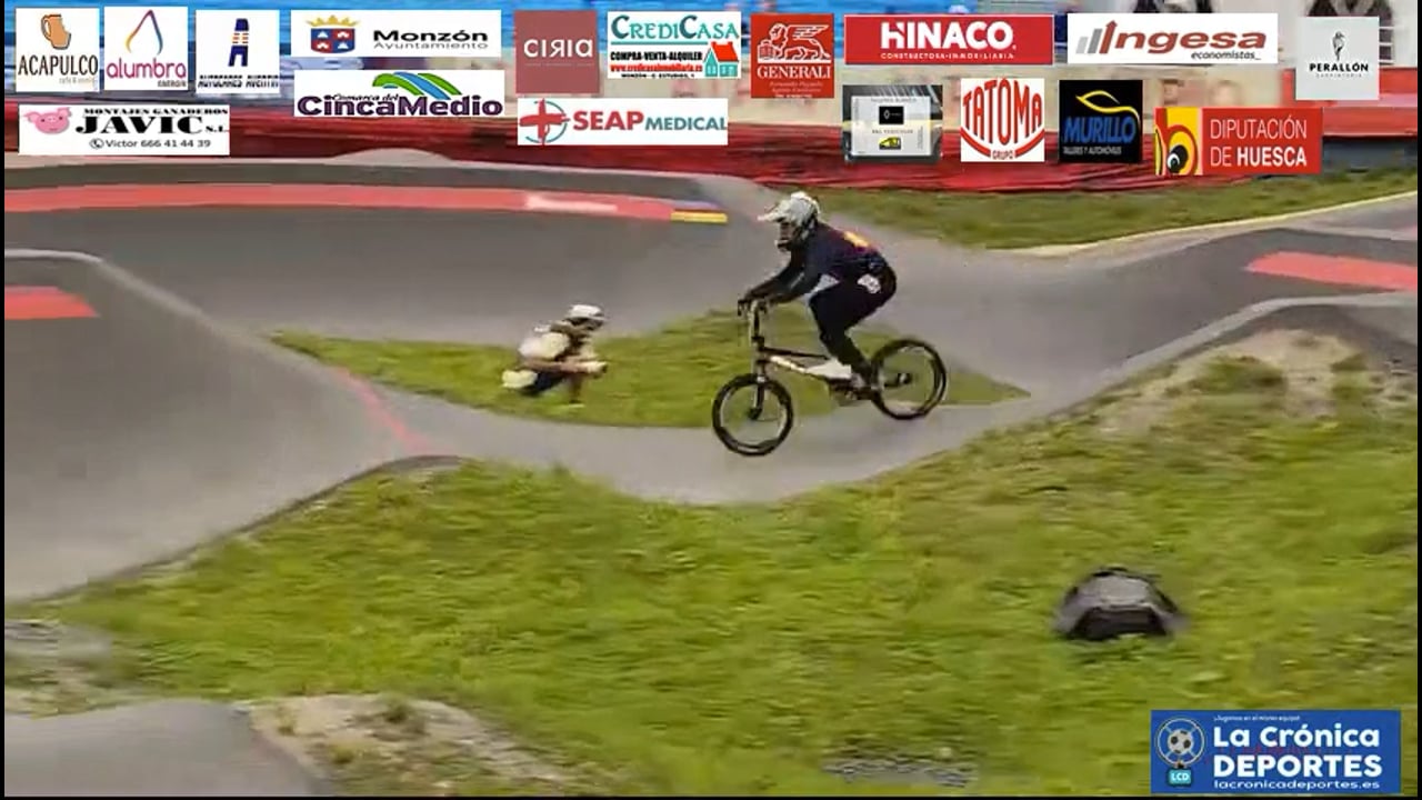 EL MONTISONENSE  MARCOS LORENZO MANAU  FINALIZA HACE POCAS HORAS LA PRIMERA RONDA DEL MUNDIAL DE PUMPTRACK  QUE SE DISPUTA EN MONTHEY ( SUIZA )  HA  ACABADO EN UNA EXCELENTE 30 POSICIÓN Y ESTÁ COMPITIENDO CON LOS MEJORES RIDERS MUNDIALES