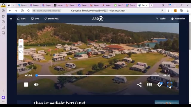 Theo ist verliebt (S01/E03