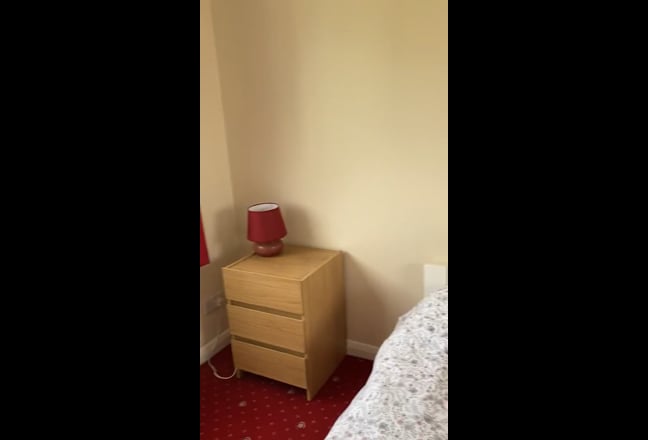 Spacious double  room Main Photo