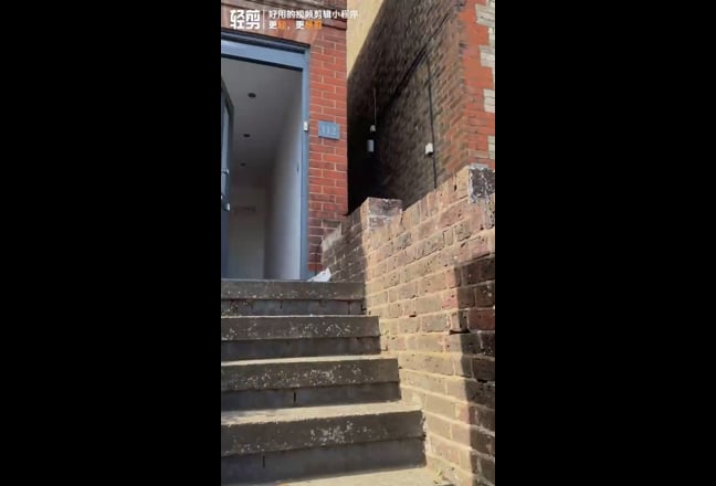 Students sharing house near university  Main Photo