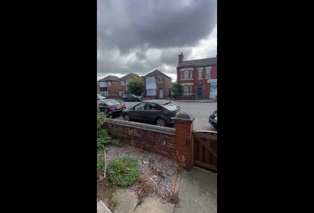Large Double Room Available  Main Photo