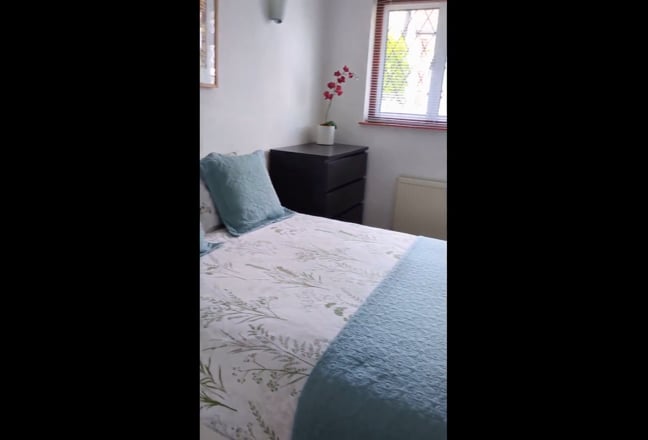 Video 1: 30m exterior with lots of parking