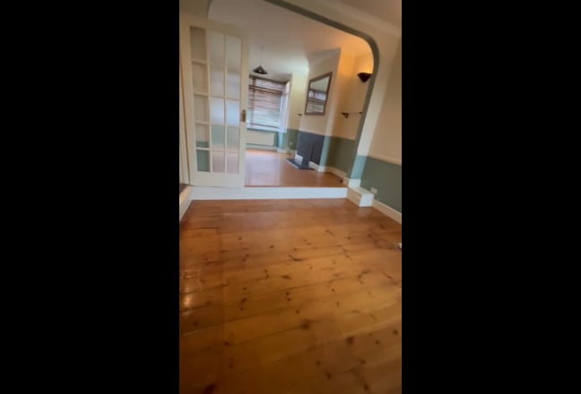 ***Spacious 2 Bedroom House in Luton Town Centre** Main Photo