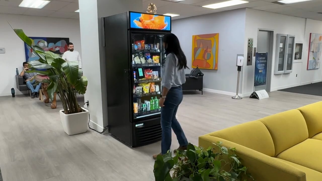 https://i.vimeocdn.com/video/2055877670-c8d4d93e068a4b99e269f9423560aad2d608446817a9c15acfb08519bfea4504-d
