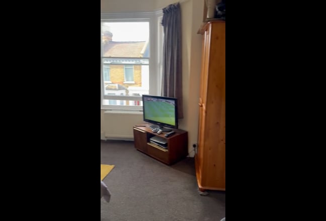 Large Camberwell Room 5mins Denmark Hill Statiom Main Photo