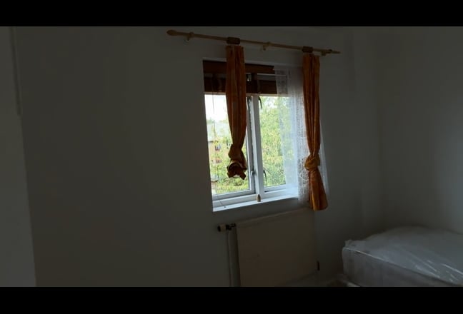 Video 1: Room