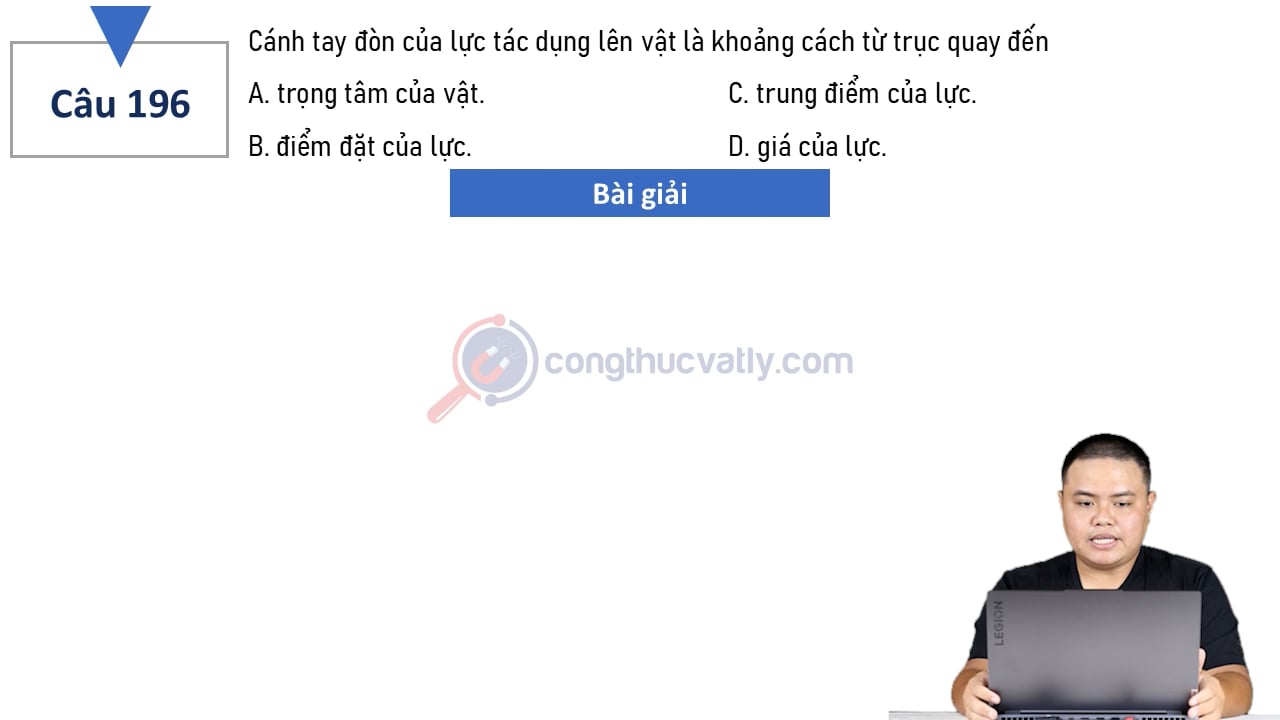 Cánh tay đòn của lực tác dụng lên vật là khoảng cách từ trục quay đến