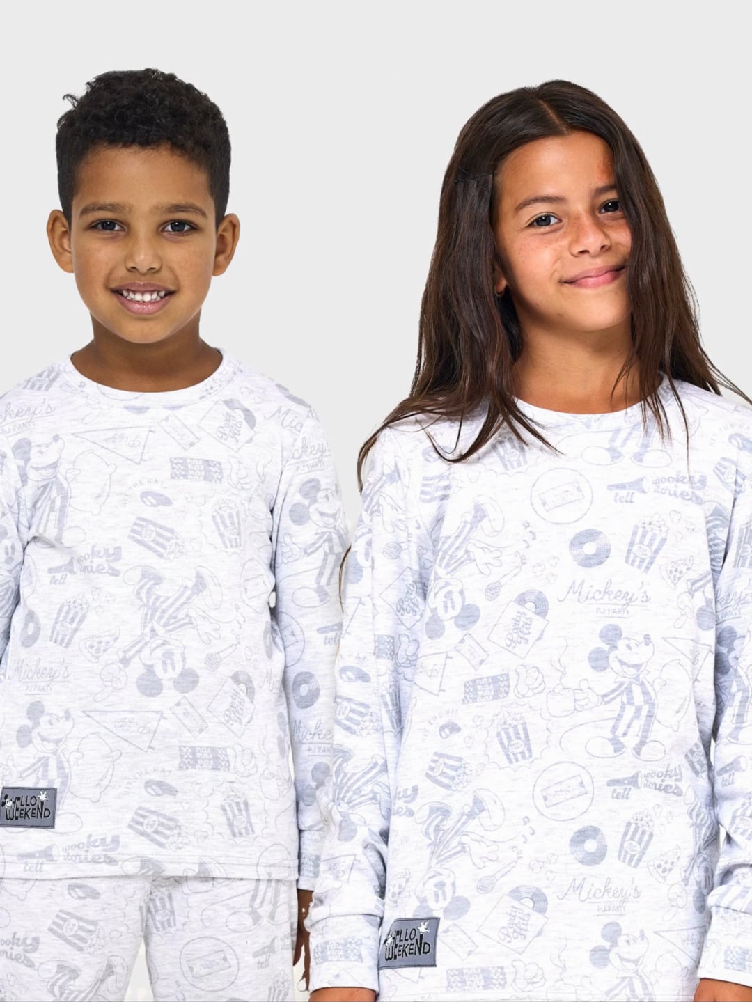 סט פיג’מה ארוכה יוניסנקס עם כיתוב אישי MICKEY