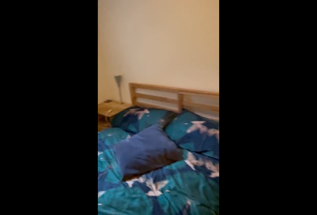 Double bed - Victorian house in Kennington Main Photo