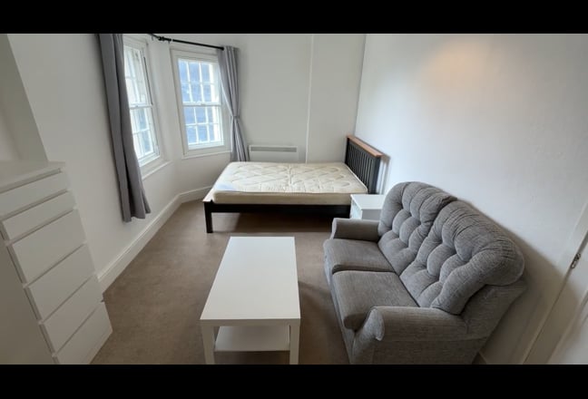 Sea-view, furnished studio flat Main Photo