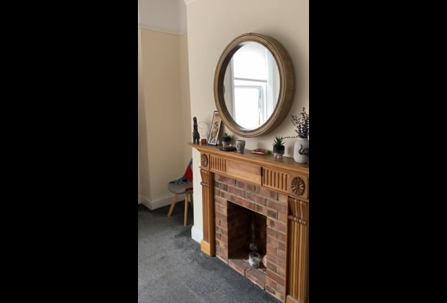Room to rent Main Photo