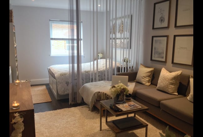 Elegant and Luxurious One Bed/Studio Flat- All Inc Main Photo
