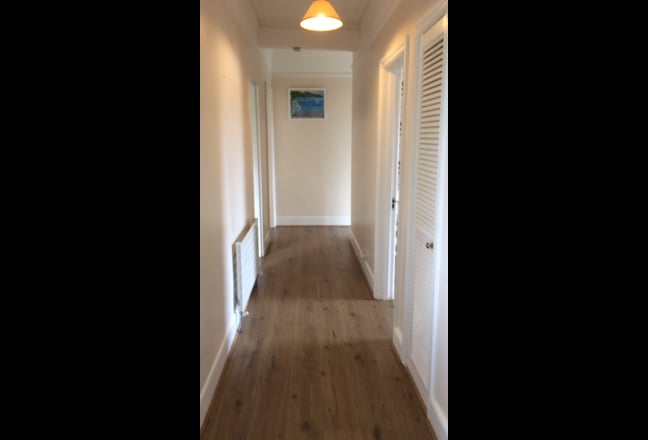 Room Available in Willesden Green Main Photo